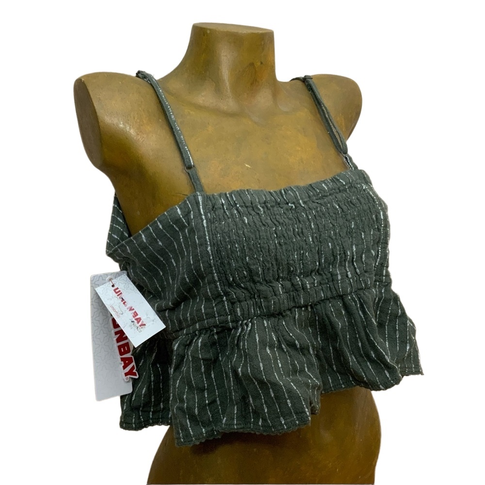 NWT UNIONBAY Bianka Tank Top J1Y1KDC 347J Top Gun Green Crop Top